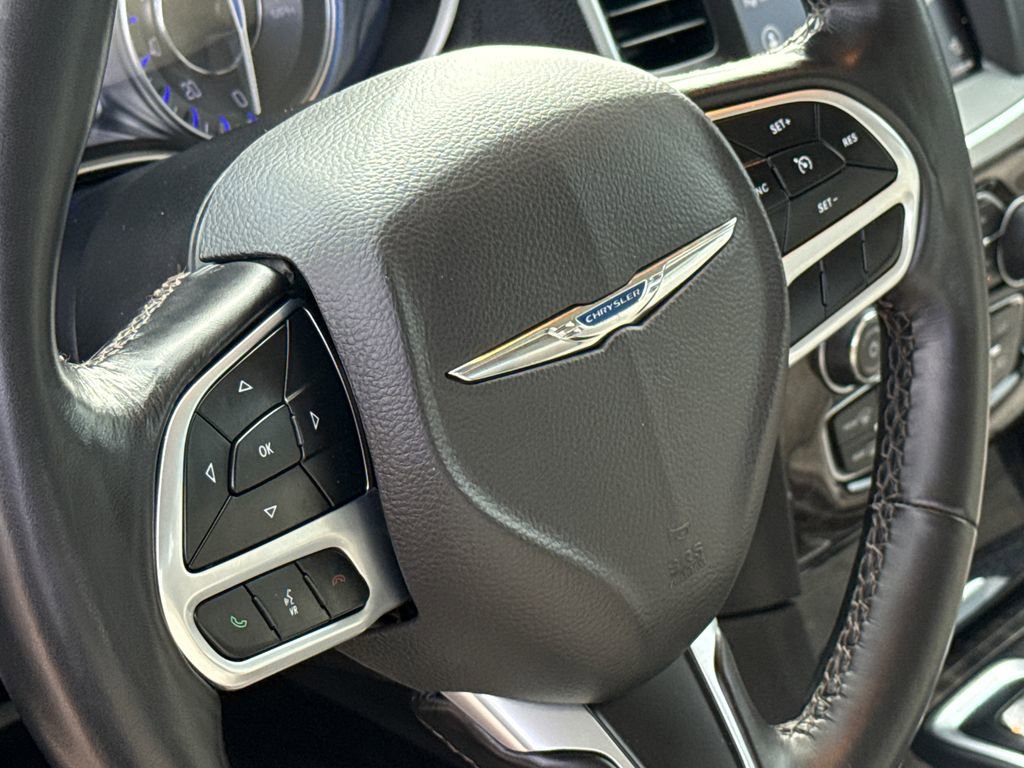 Used 2022 Chrysler 300 Touring L w/ Popular Equipment Group image 29