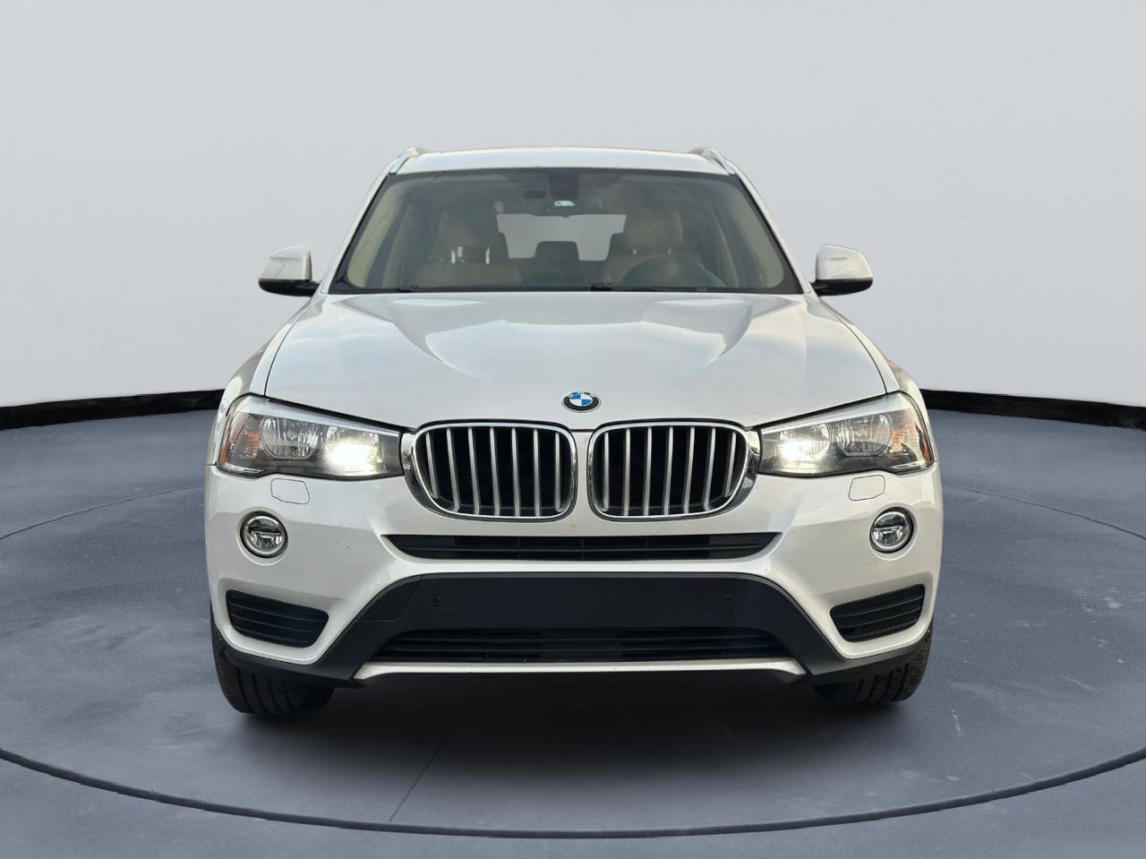 Used 2015 BMW X3 xDrive28i image 3