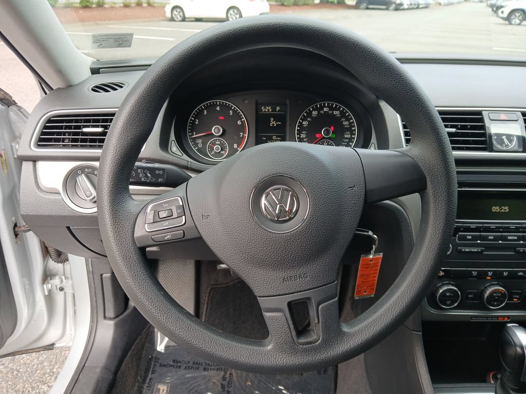 Used 2012 Volkswagen Passat 2.5 S FWD image 14