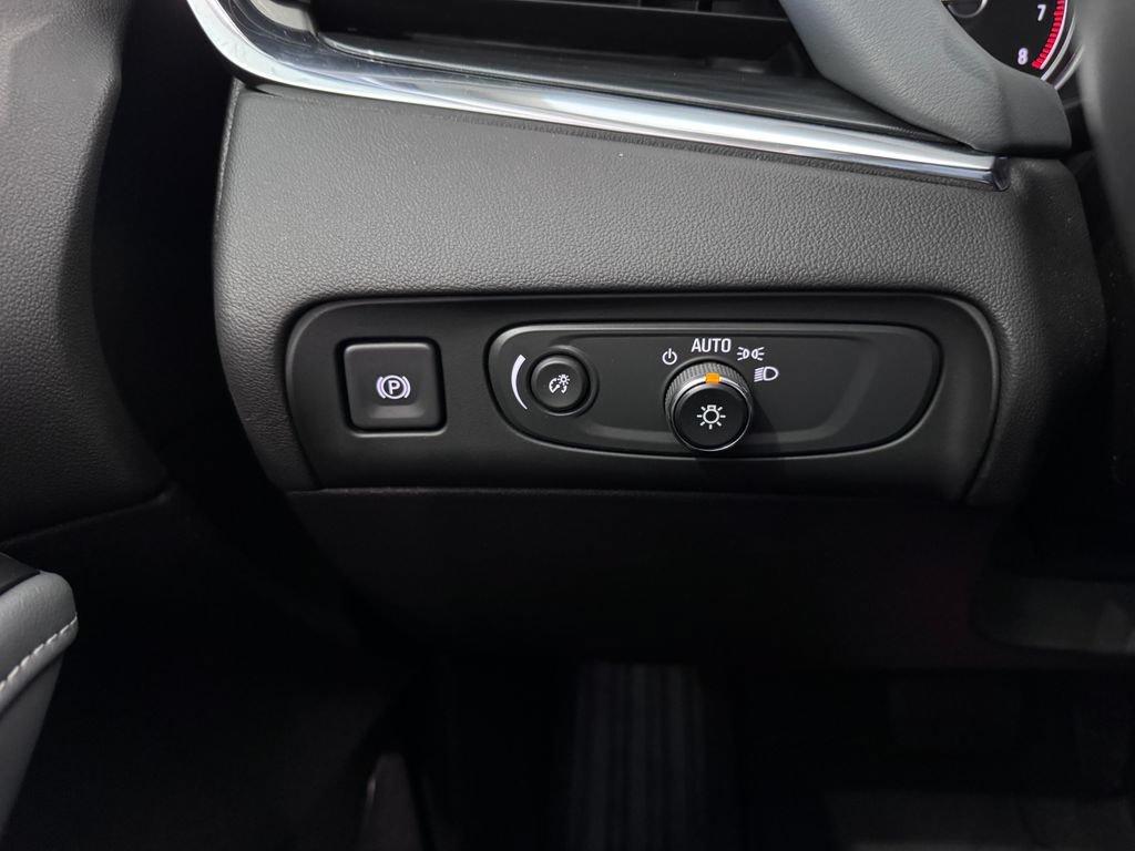 Certified 2021 Buick Enclave Essence AWD/4WD image 25