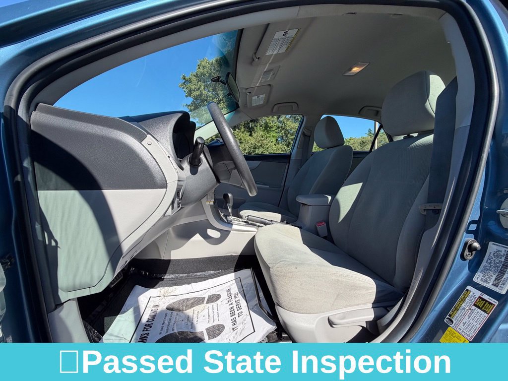 Used 2013 Toyota Corolla LE FWD image 12