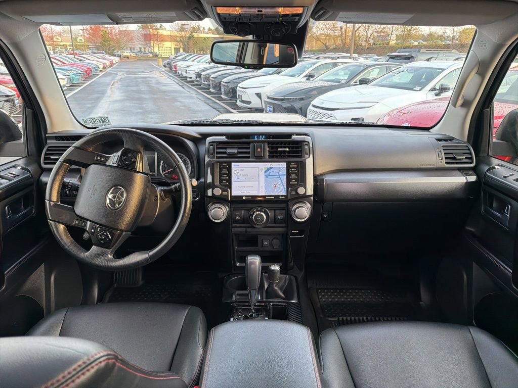 Used 2021 Toyota 4Runner Venture w/ Moonroof Package AWD/4WD image 16