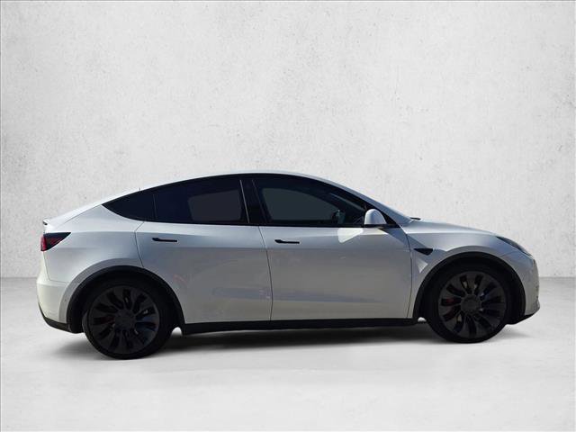 Used 2021 Tesla Model Y Performance image 4