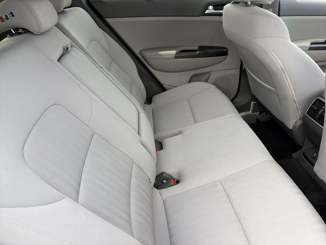 Used 2017 Kia Sportage LX AWD/4WD image 12