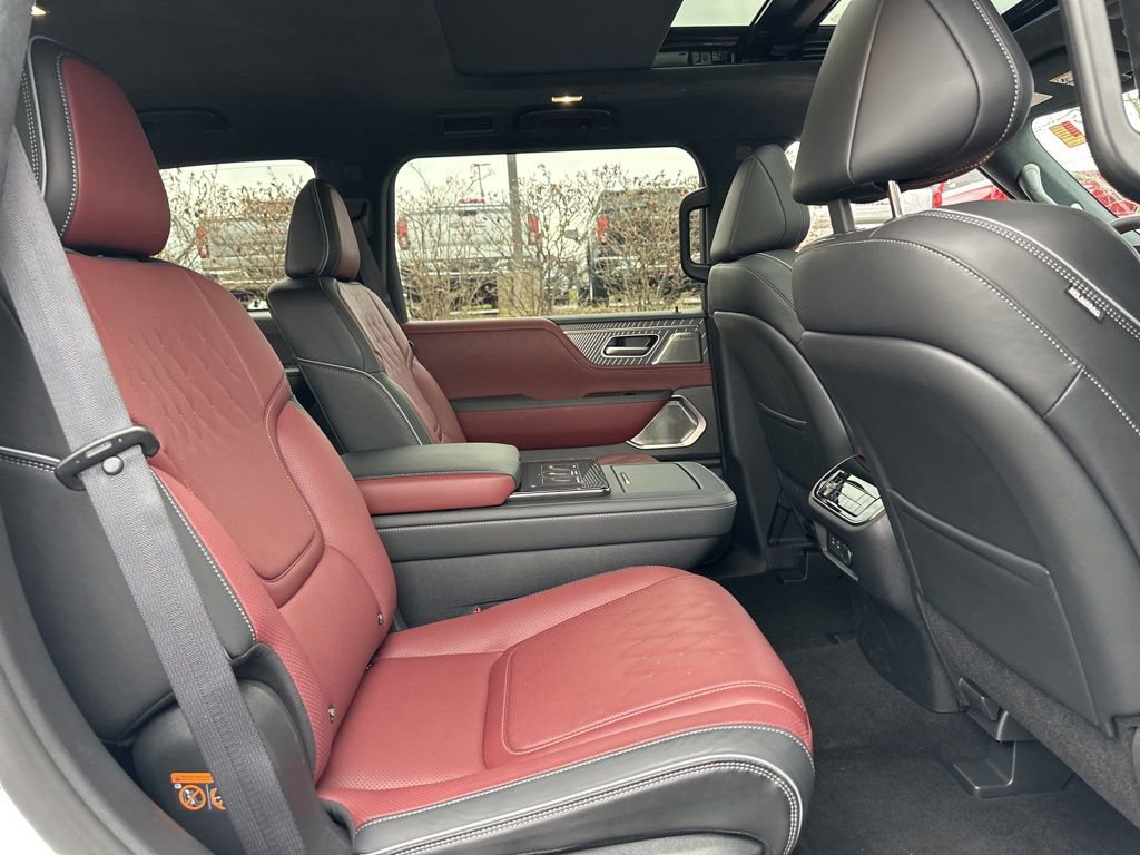 New 2026 INFINITI QX80 Autograph w/ Premium Cargo Package image 22