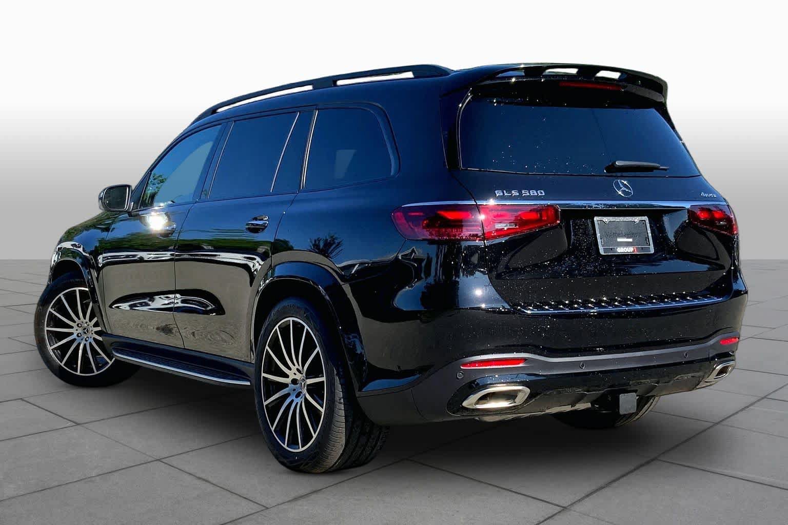 New 2026 Mercedes-Benz GLS 580 4MATIC image 16