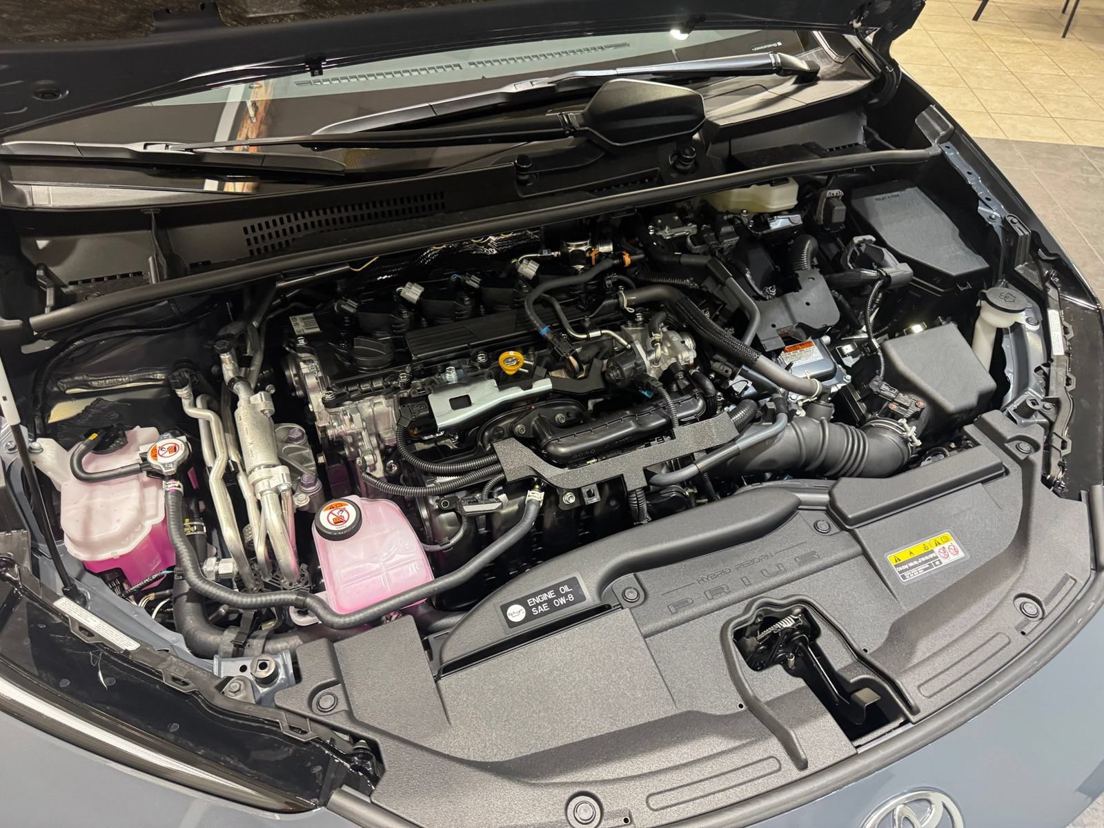 New 2026 Toyota Prius Plug-In Hybrid FWD image 11