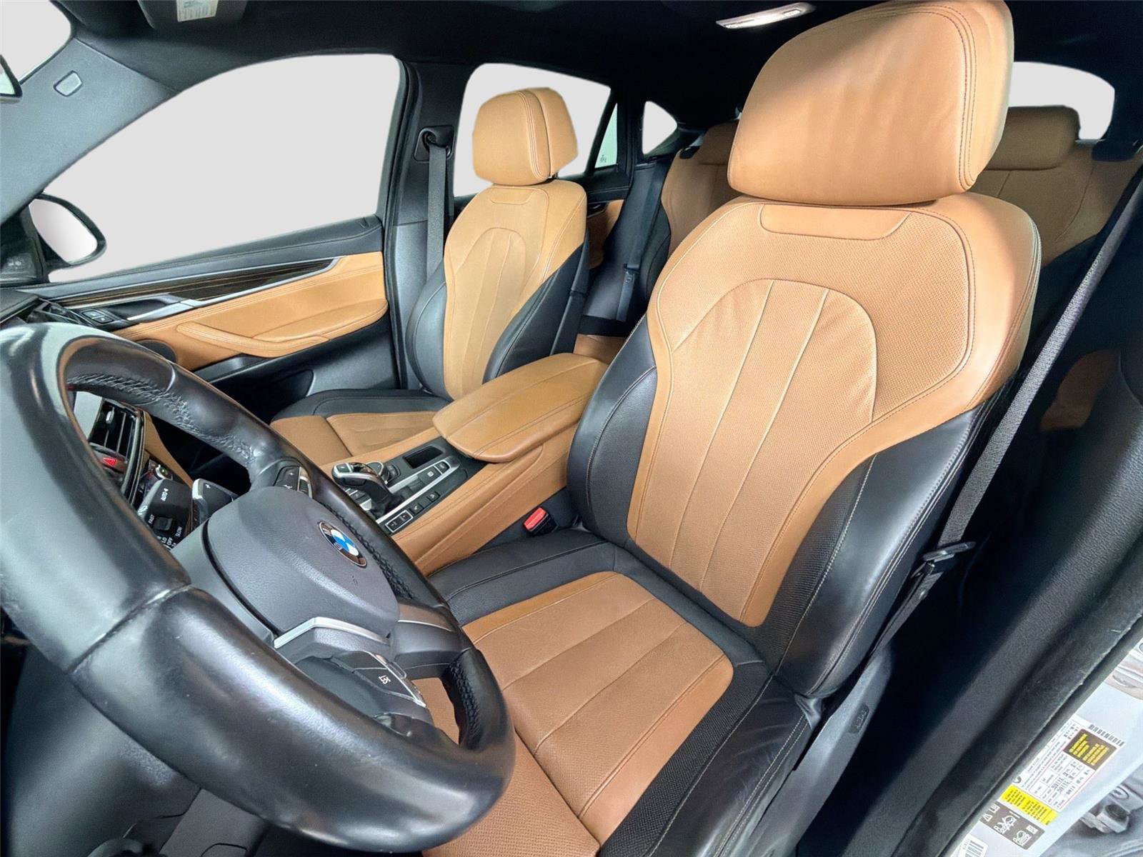 Used 2017 BMW X6 xDrive50i w/ M Sport Package AWD/4WD image 21
