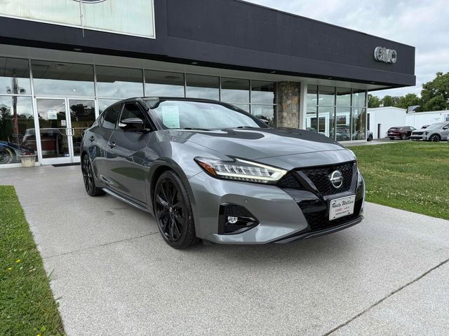 Used 2021 Nissan Maxima SR w/ Sport Mat Group