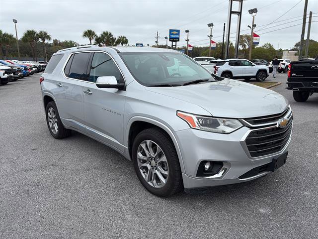 Used 2021 Chevrolet Traverse Premier image 3