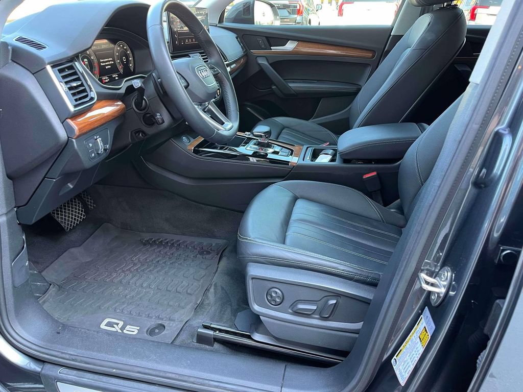 Used 2022 Audi Q5 2.0T Premium Plus AWD/4WD image 28