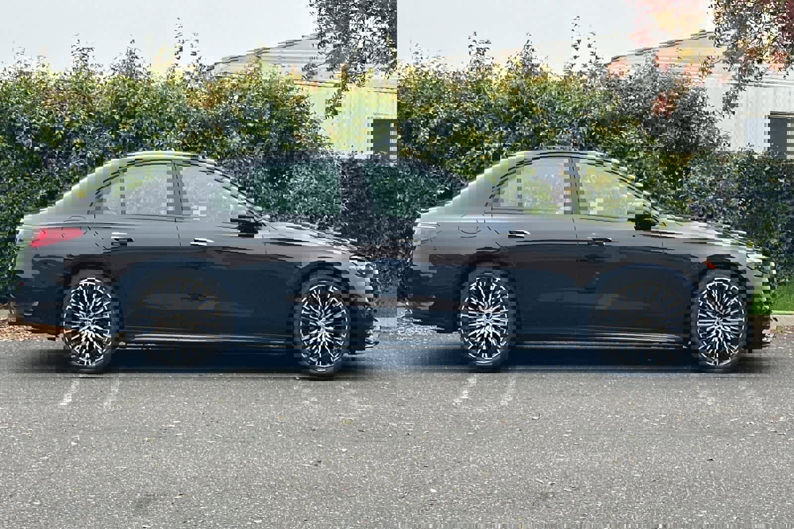 New 2026 Mercedes-Benz E 350 Sedan image 2