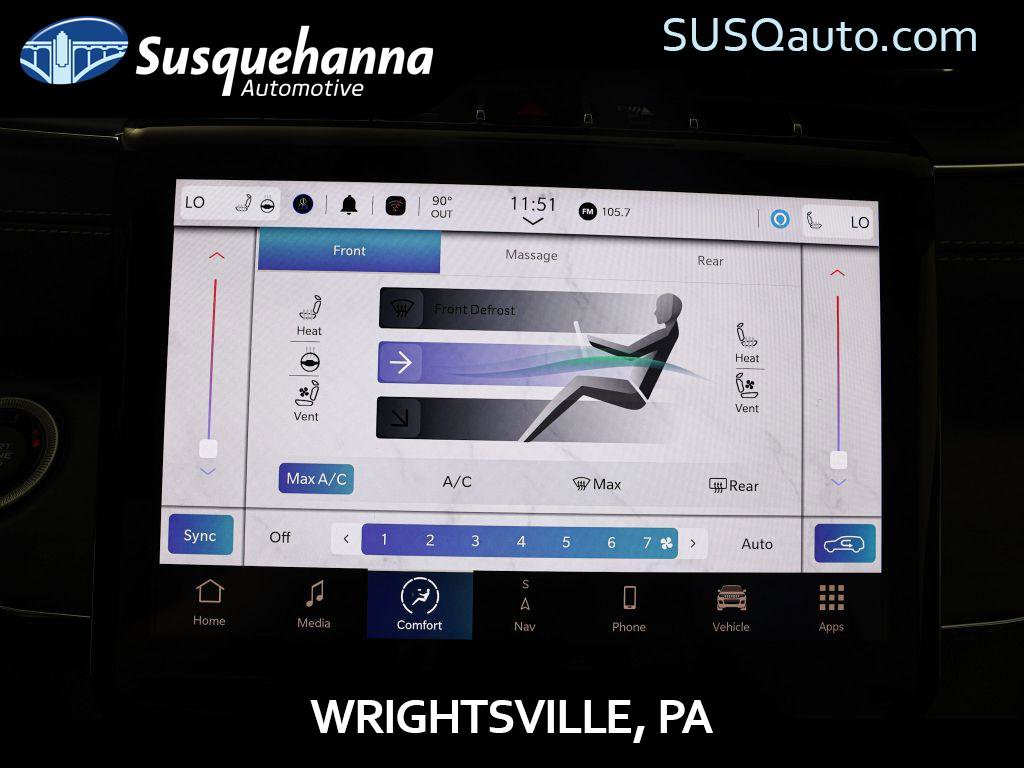 Used 2023 Jeep Grand Cherokee Overland w/ Advanced Protech Group III image 13