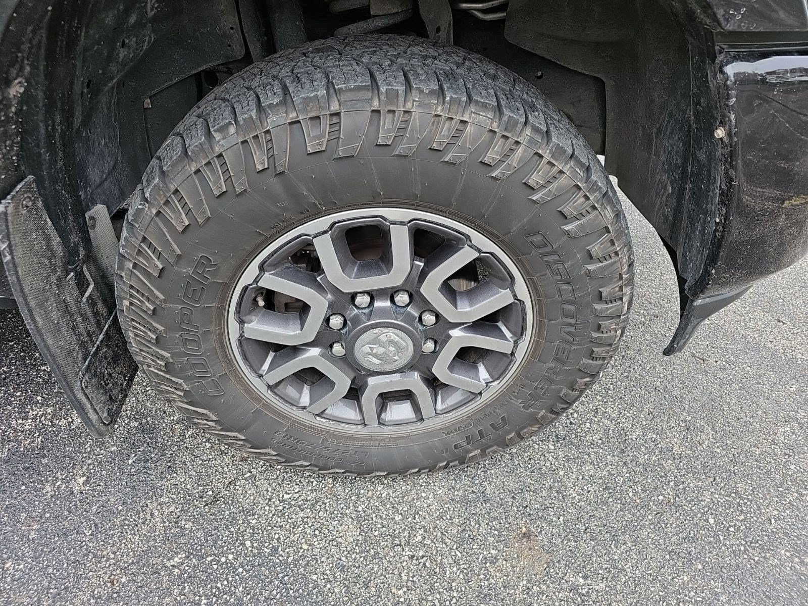 Used 2022 RAM 2500 Limited AWD/4WD image 9