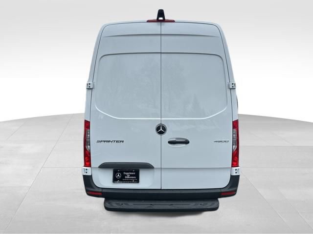New 2025 Mercedes-Benz Sprinter 4500 image 4