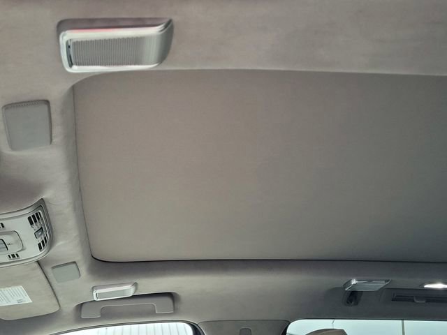 Certified 2021 Cadillac Escalade Sport Platinum w/ LPO, ONYX Package image 14