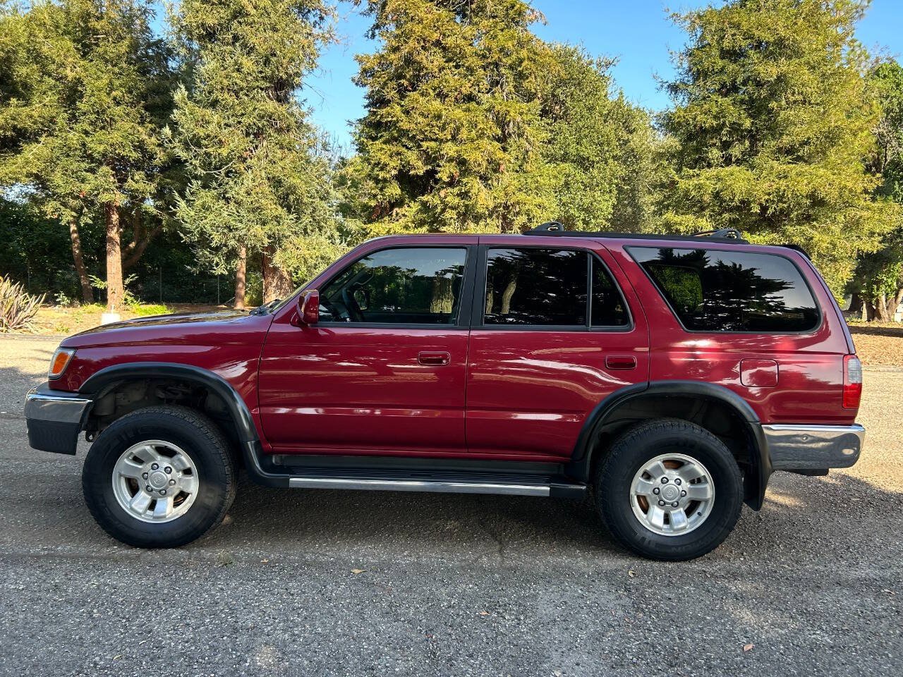 Used 2000 Toyota 4Runner SR5 w/ Upgrade Value Pkg 2 AWD/4WD image 21
