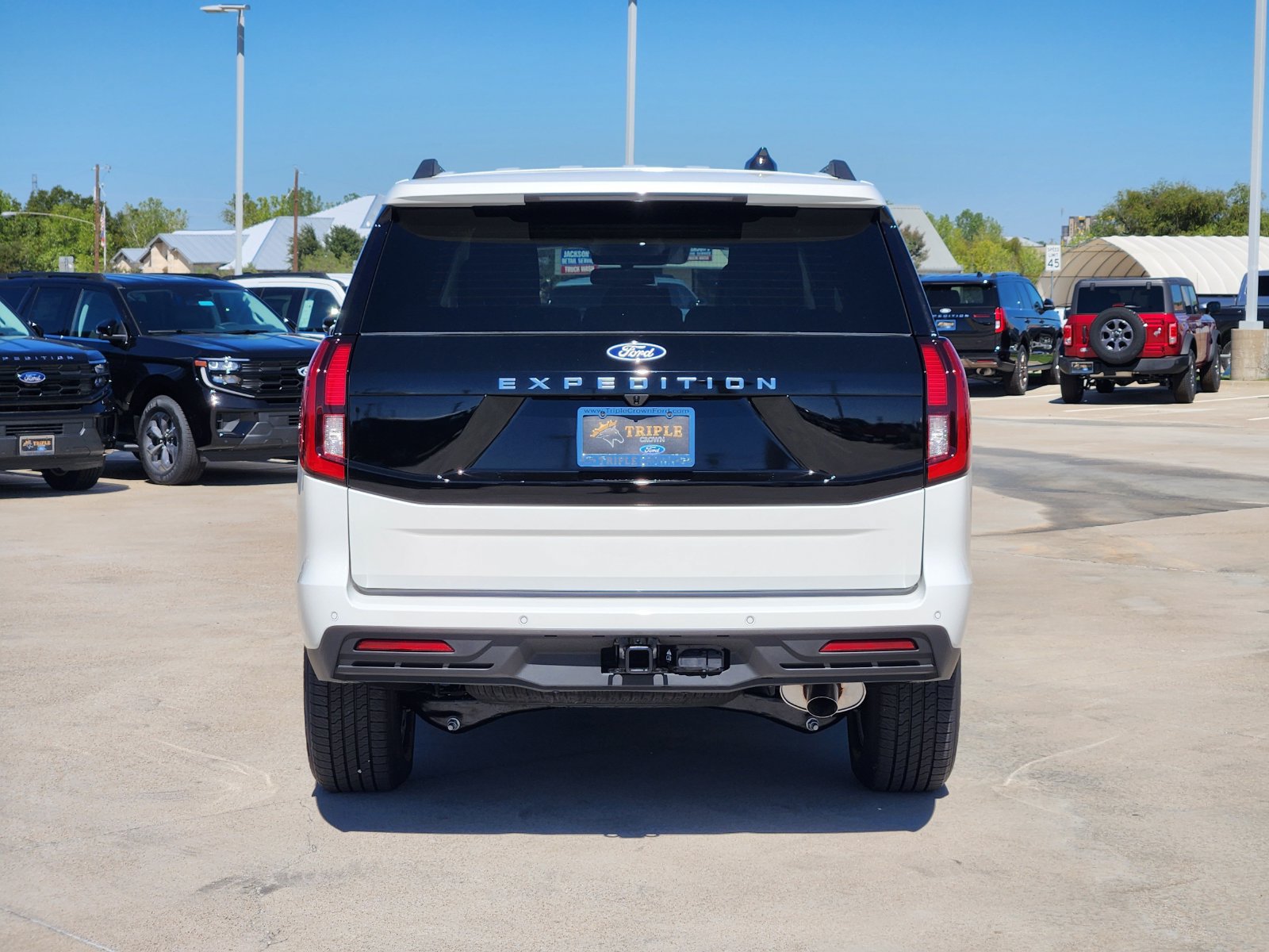 New 2027 Ford Expedition Active RWD image 8
