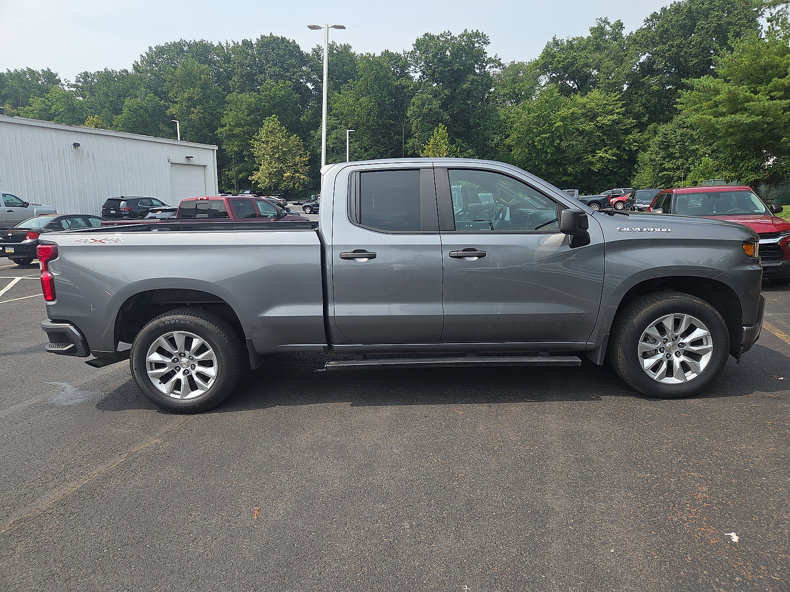 Used 2021 Chevrolet Silverado 1500 Custom AWD/4WD image 2