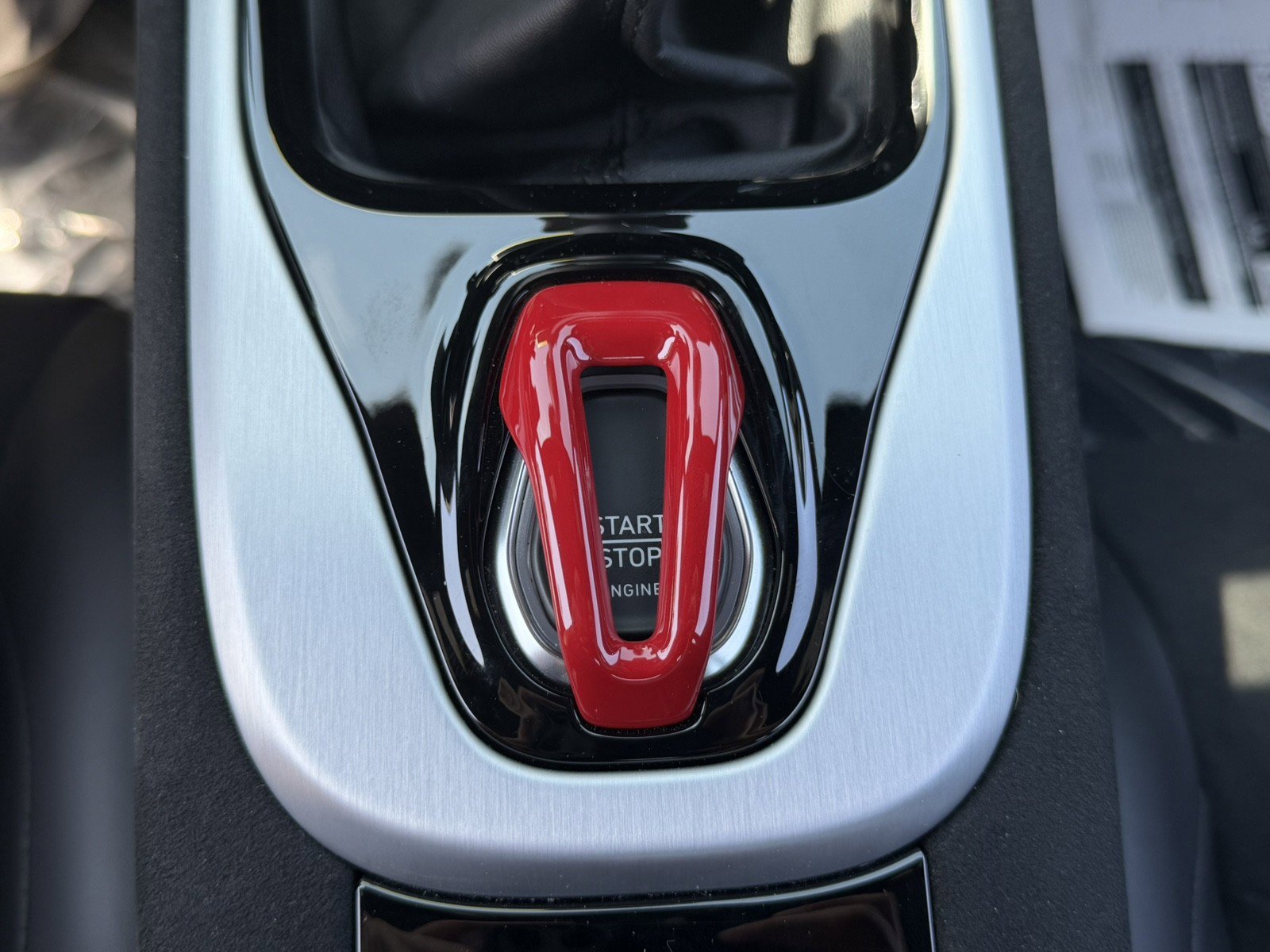 Used 2025 Lotus Emira RWD image 19