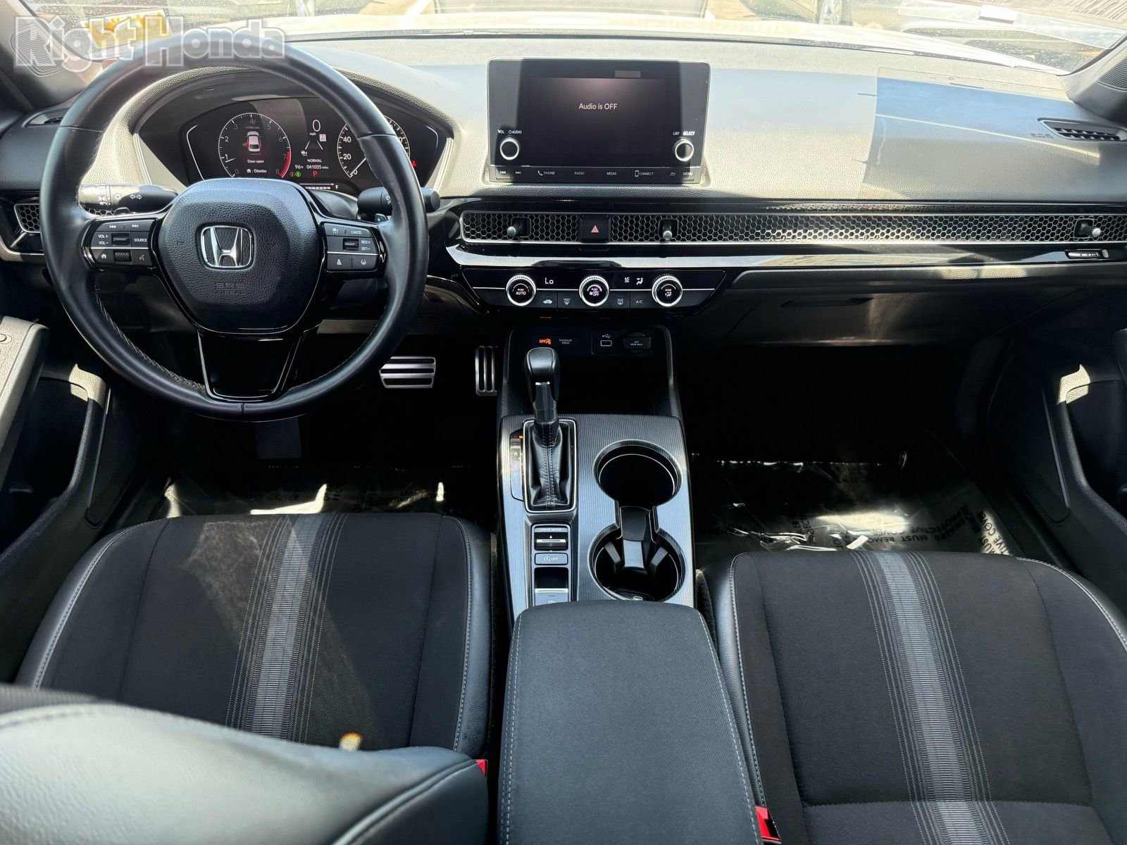 Used 2023 Honda Civic Sport image 28