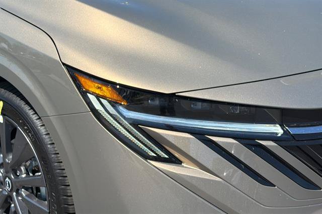 New 2027 Nissan Sentra SL w/ Floor Mat Package FWD image 30