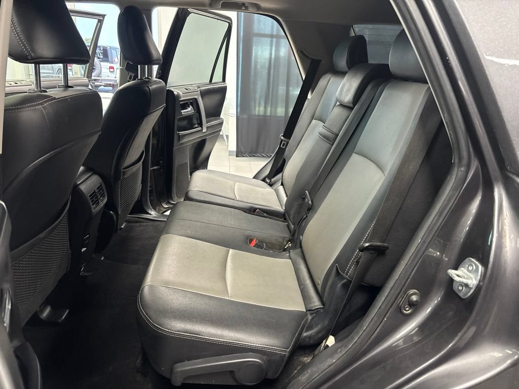 Used 2018 Toyota 4Runner SR5 Premium RWD image 27