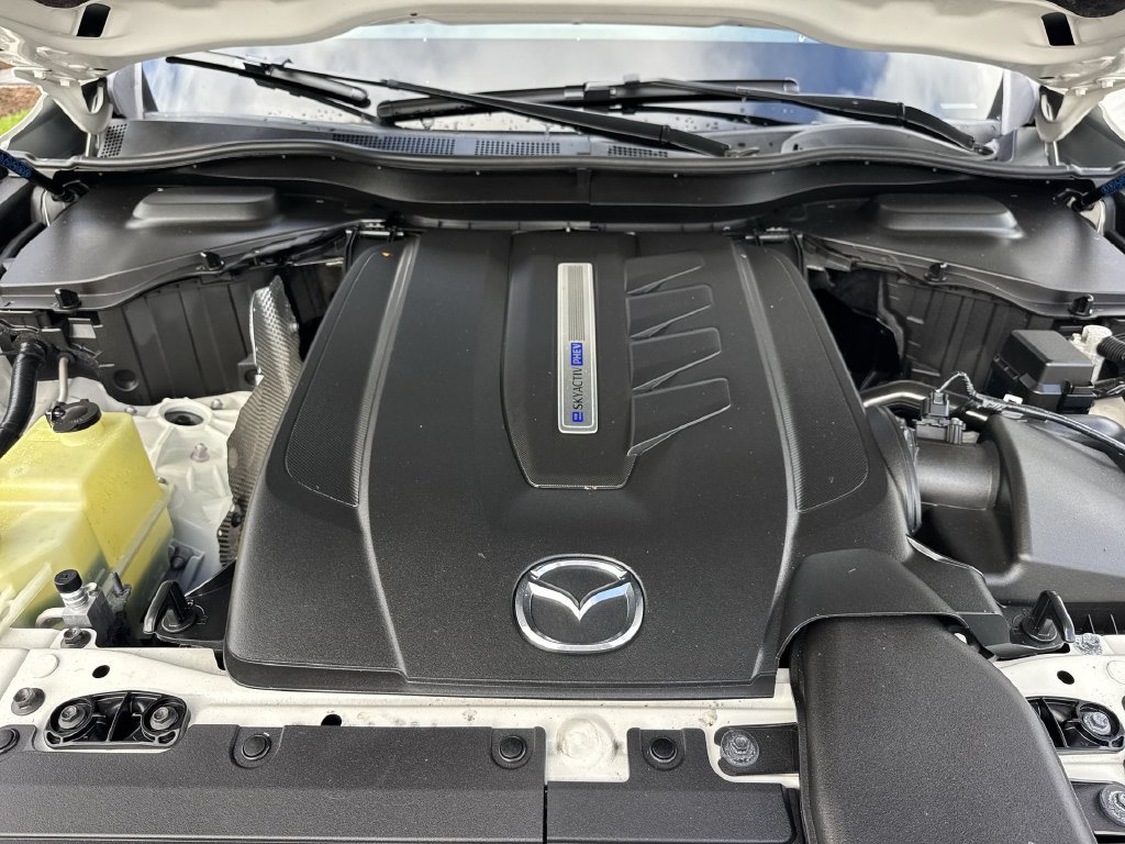 Used 2024 MAZDA CX-90 Plug-In Hybrid w/ Preferred AWD/4WD image 59