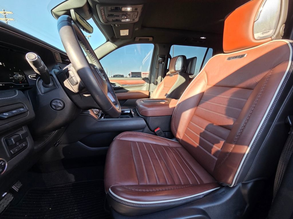 Used 2023 GMC Yukon Denali Ultimate image 25