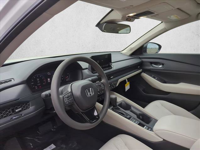 Used 2025 Honda Accord SE image 3