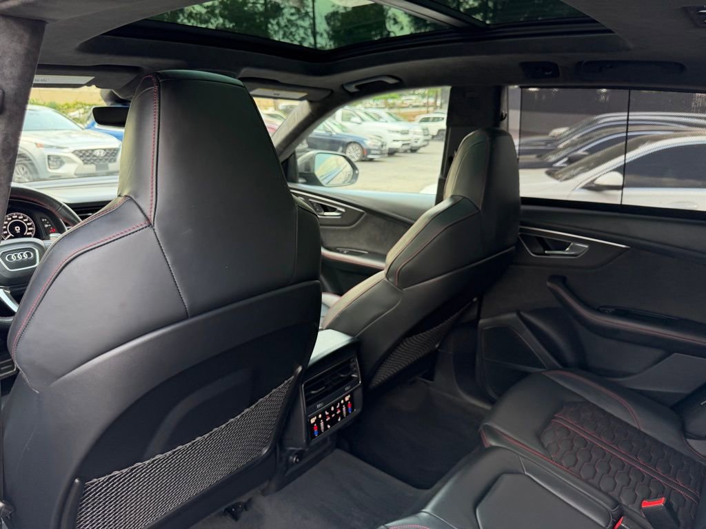 Used 2022 Audi RS Q8 w/ Carbon Optic Package AWD/4WD image 24