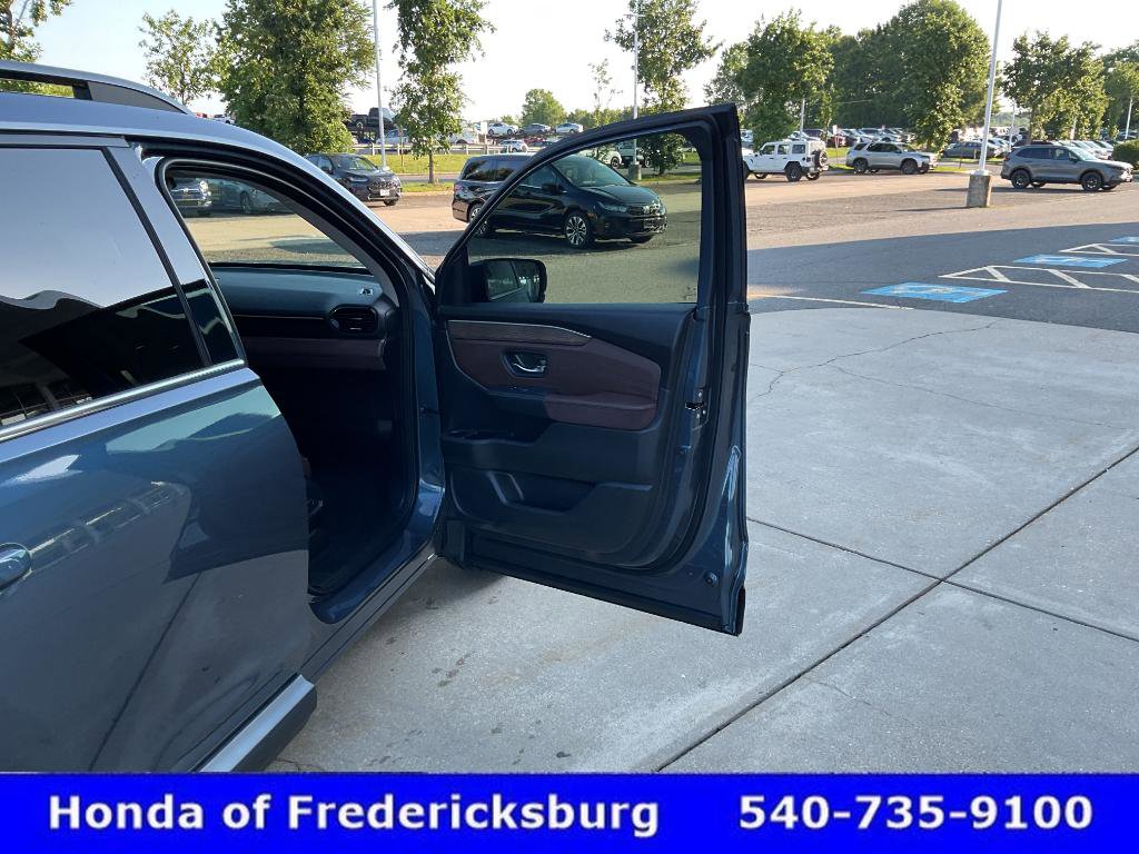 Used 2026 Honda Pilot Elite image 14