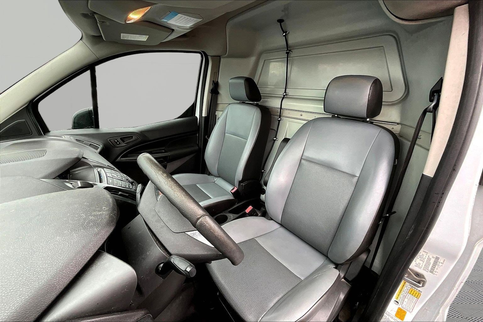 Used 2016 Ford Transit Connect XL image 8