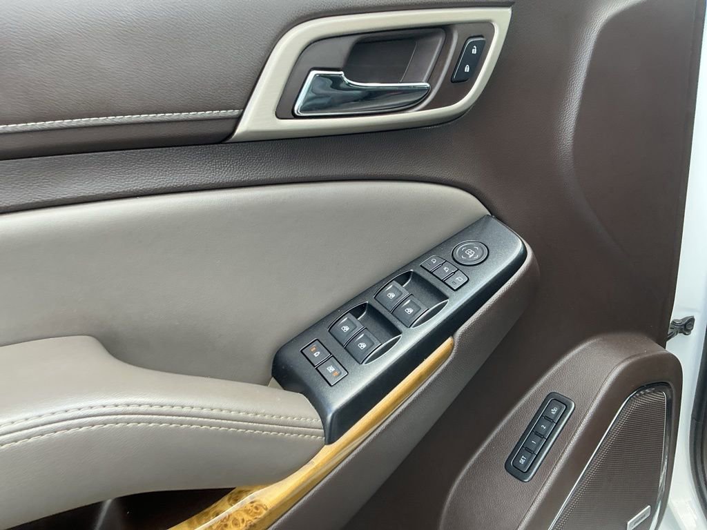 Used 2016 GMC Yukon Denali image 10