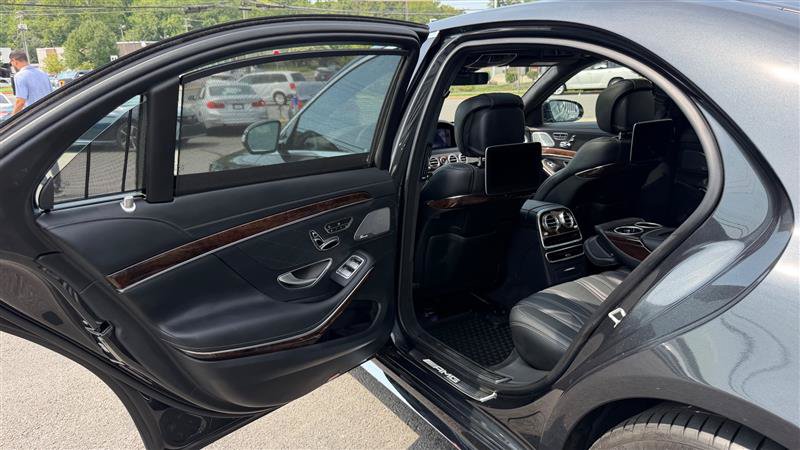 Used 2018 Mercedes-Benz S 63 AMG S 4MATIC Sedan image 54