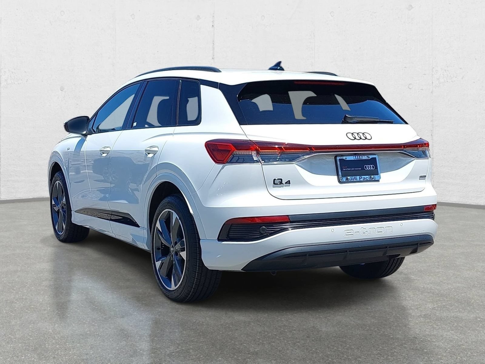 Certified 2023 Audi Q4 e-tron Premium w/ Convenience Package AWD/4WD image 7