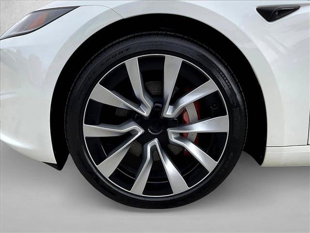 Used 2025 Tesla Model 3 Long Range AWD/4WD image 9