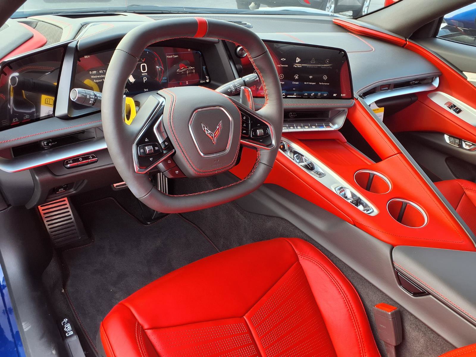 New 2027 Chevrolet Corvette Stingray Coupe w/ Z51 Performance Package RWD image 2