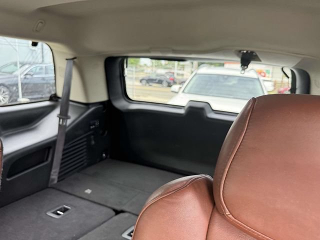 Used 2020 Cadillac Escalade Luxury AWD/4WD image 17