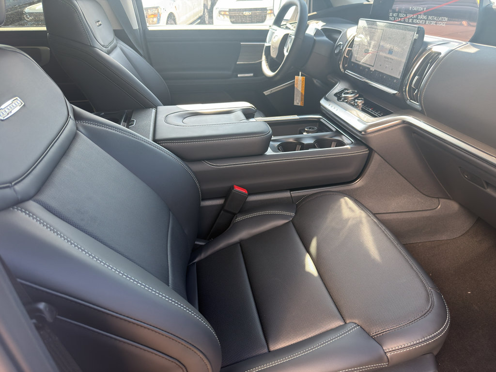 New 2027 Ford Expedition Platinum RWD image 11