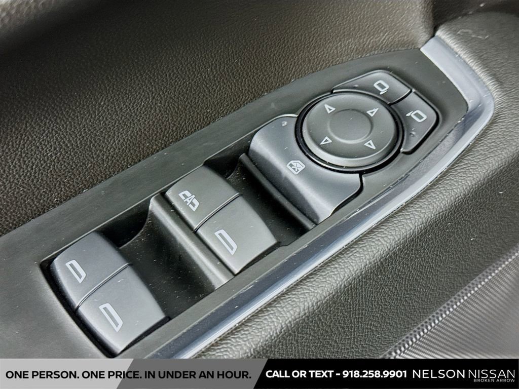 Used 2024 Chevrolet Silverado 1500 LT Trail Boss w/ Protection Package AWD/4WD image 18