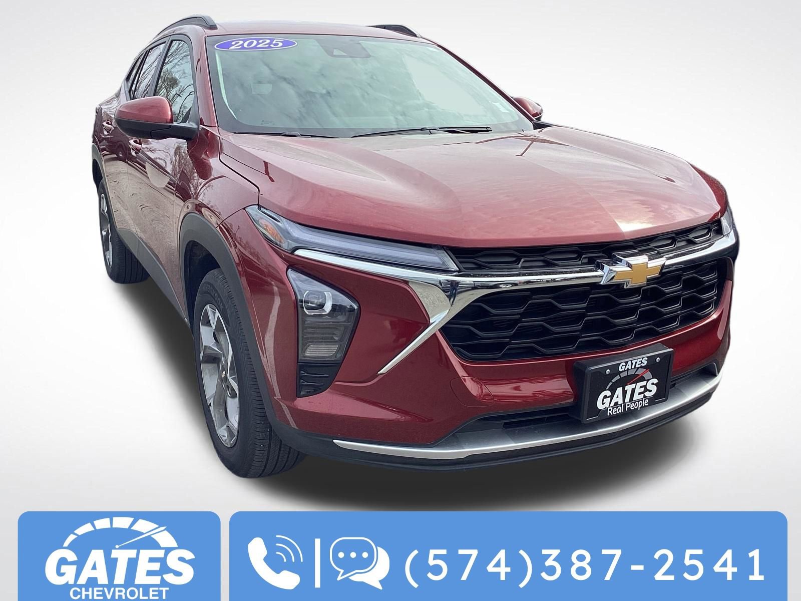 Used 2025 Chevrolet Trax LT image 1