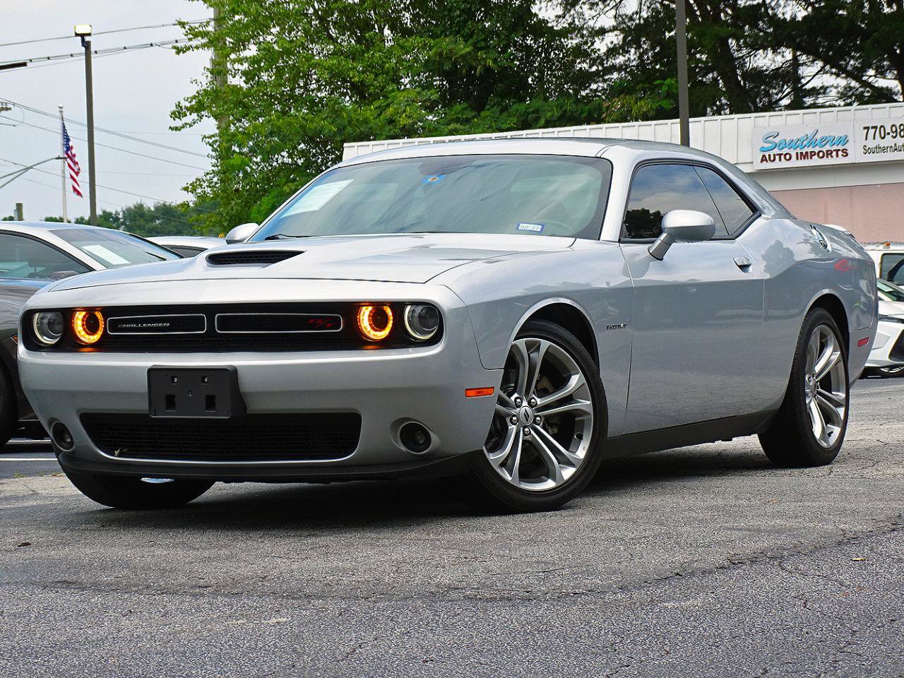 Used 2021 Dodge Challenger R/T RWD image 5