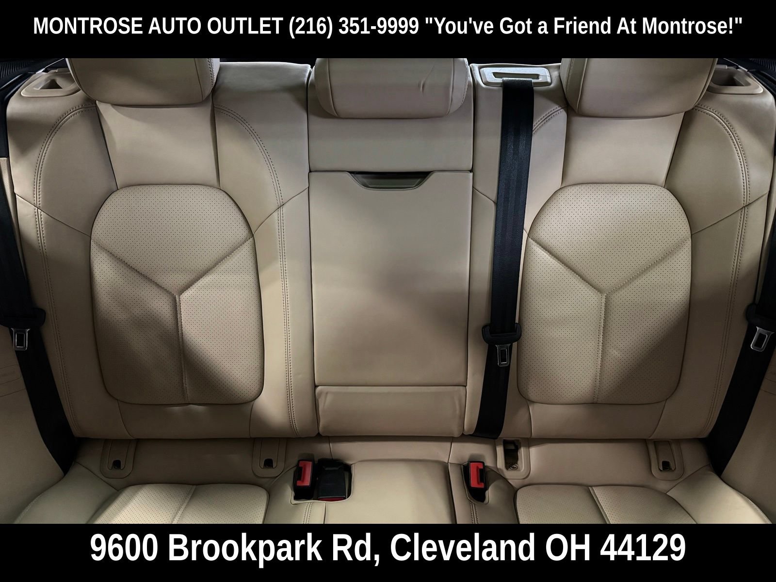 Used 2020 Porsche Macan AWD/4WD image 34
