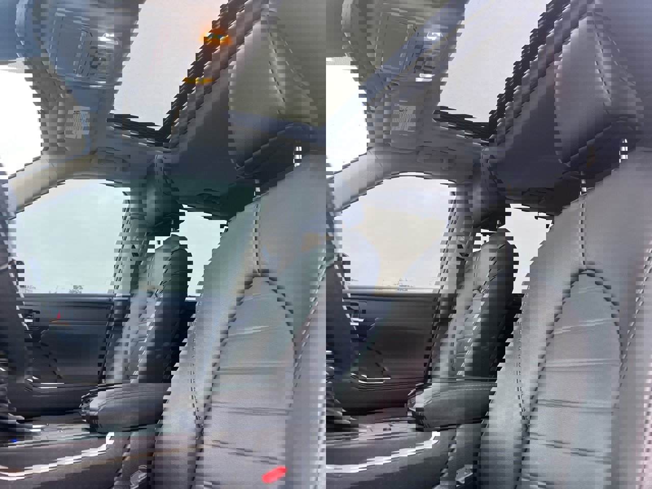 Used 2023 Toyota Highlander XLE image 10