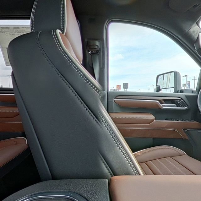 New 2026 GMC Sierra 3500 Denali Ultimate image 29