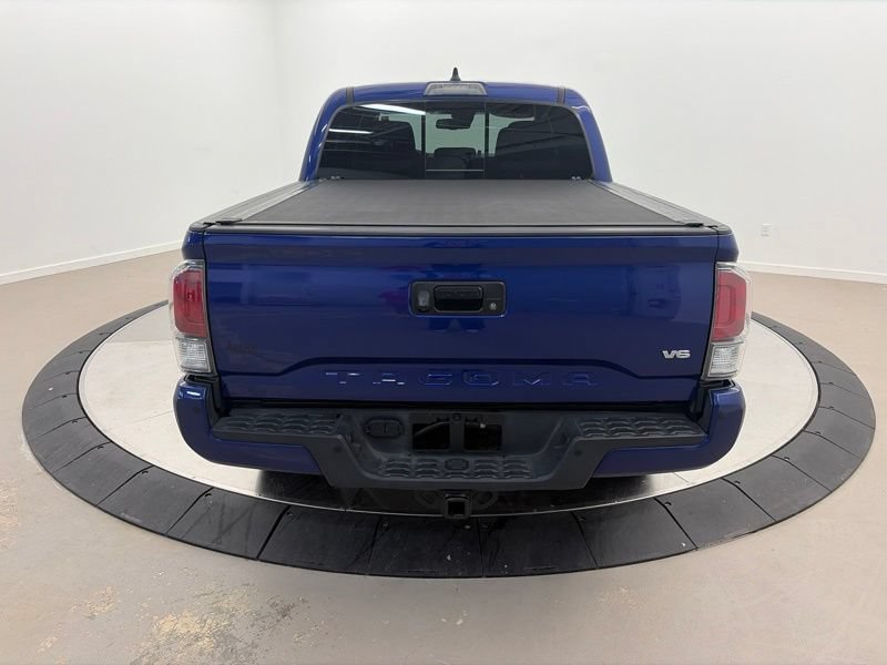 Used 2022 Toyota Tacoma TRD Off-Road w/ Technology Package AWD/4WD image 4