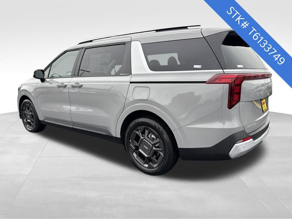 New 2026 Kia Carnival EX image 6