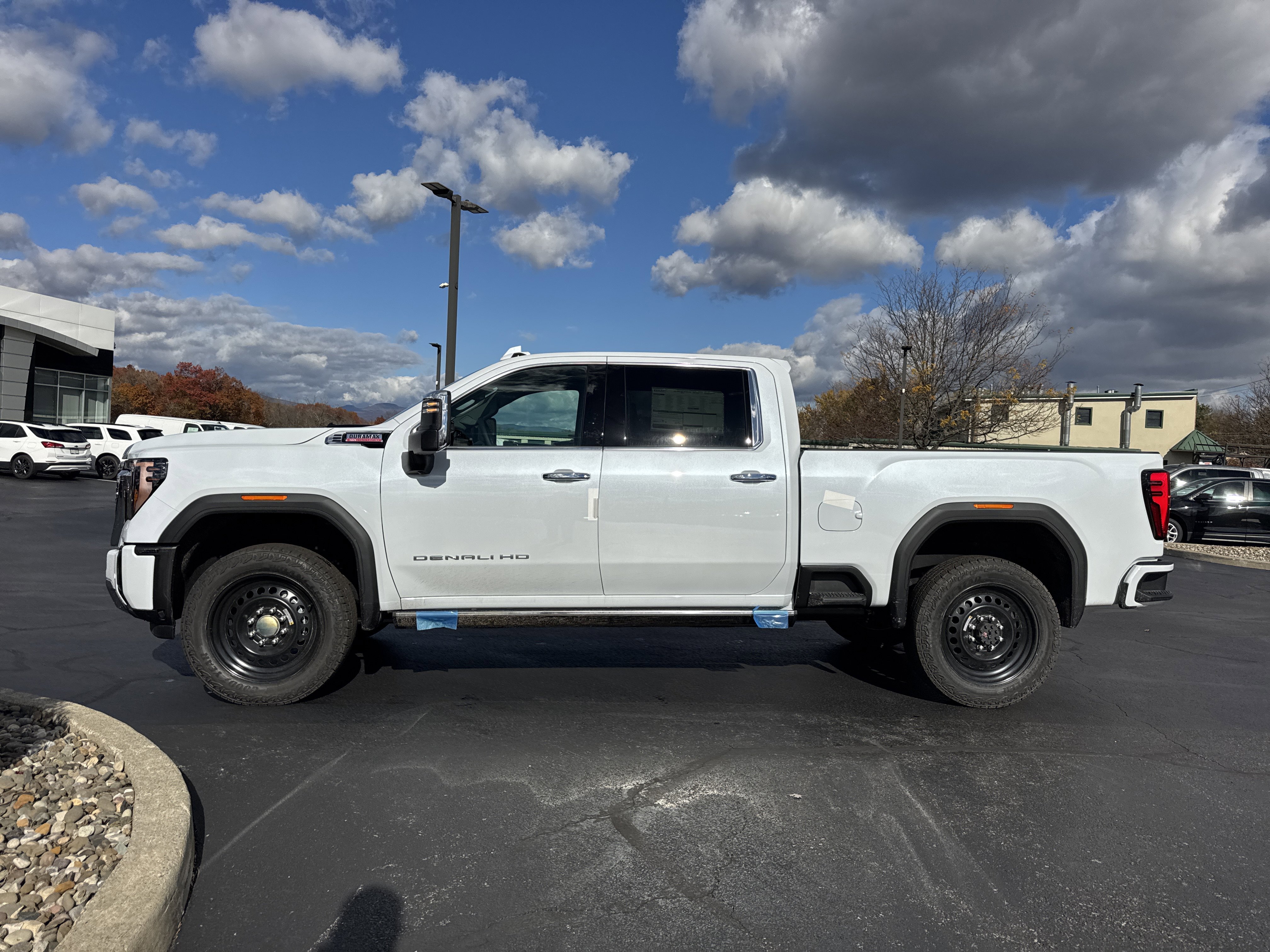 New 2026 GMC Sierra 2500 Denali w/ Technology Package image 9