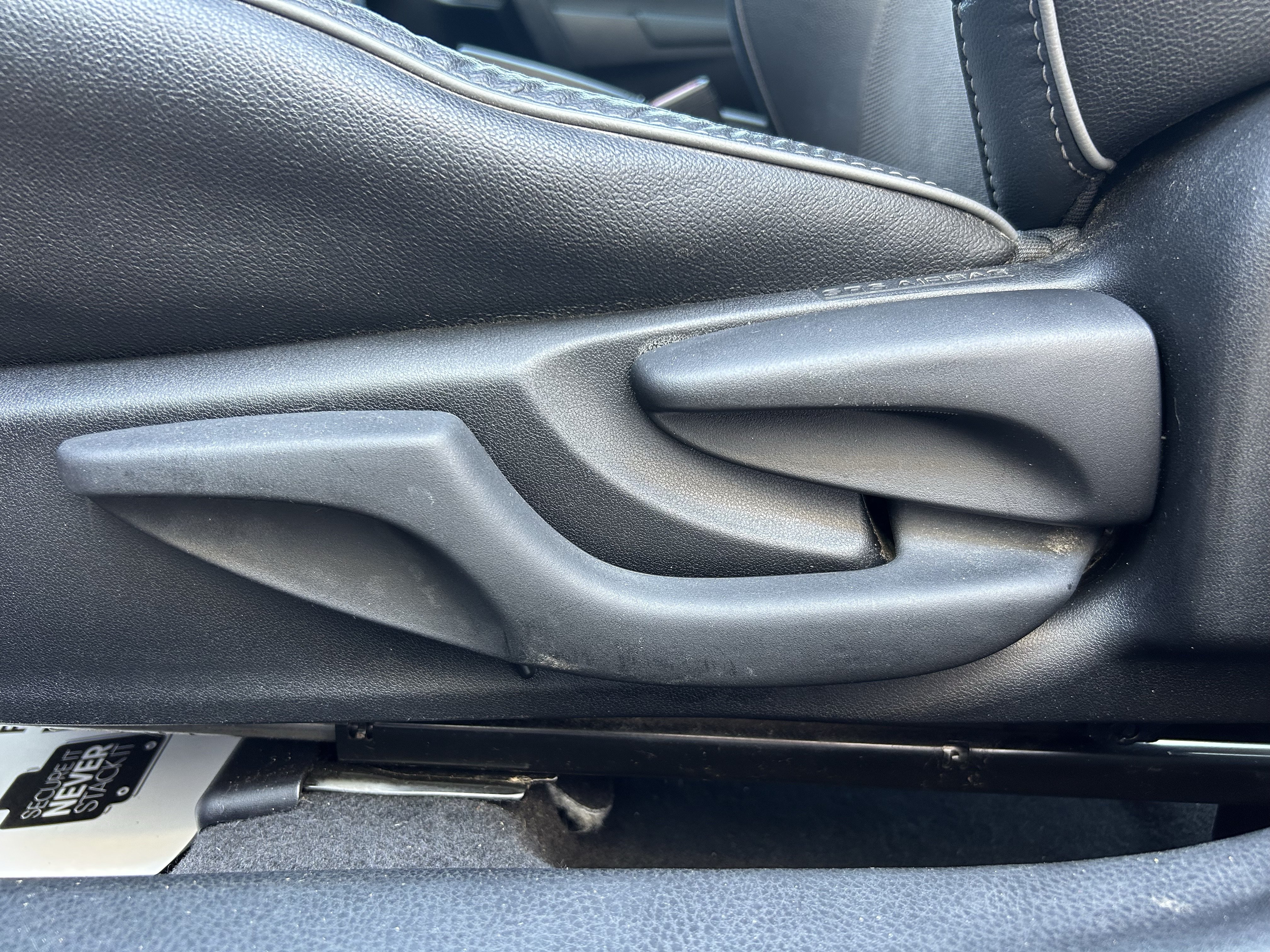 Used 2016 Toyota Corolla S FWD image 14